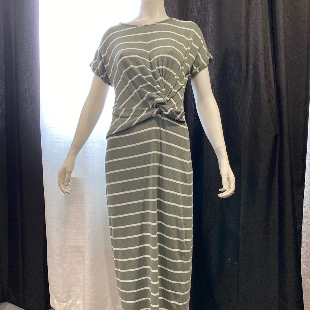 Gap stripe dress size M